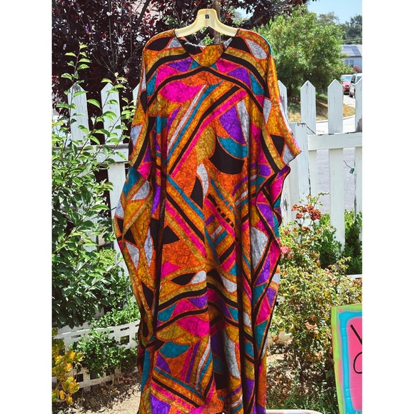 1970s Ruth Norman for Neiman Marcus Caftan! - Picture 3 of 16